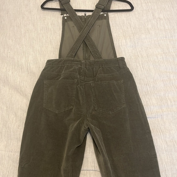 Fashion Nova Olive Green Corduroy Overalls - Size Small - Excellent Condition. - Picture 4 of 6
